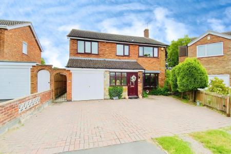 4 bedroom Detached house for sale in Arnolds Crescent, Newbold Verdon, LE9