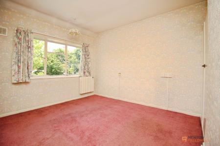 3 bedroom Semi-detached house for sale in Oakcroft Avenue, Kirby Muxloe, LE9