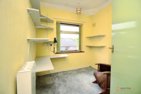 3 bedroom Semi-detached house for sale in Oakcroft Avenue, Kirby Muxloe, LE9
