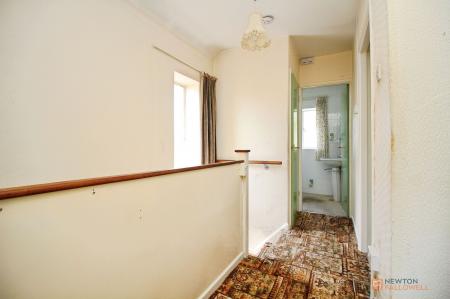 3 bedroom Semi-detached house for sale in Oakcroft Avenue, Kirby Muxloe, LE9