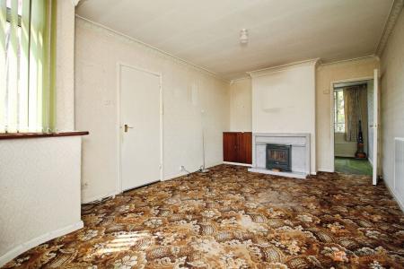 3 bedroom Semi-detached house for sale in Oakcroft Avenue, Kirby Muxloe, LE9