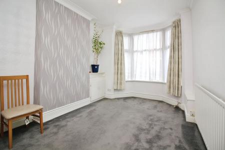 2 bedroom Terraced House for sale in Beaconsfield Road, Leicester, LE3