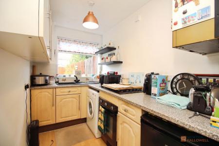 2 bedroom Terraced House for sale in Kings Walk, Leicester Forest East, LE3