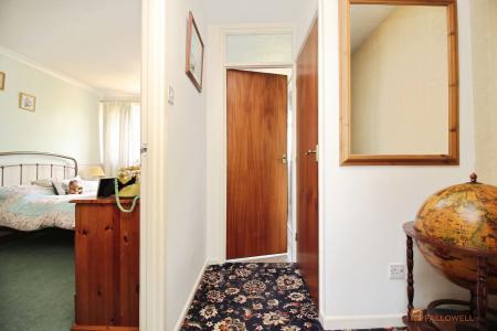 2 bedroom Terraced House for sale in Kings Walk, Leicester Forest East, LE3