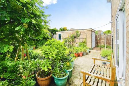 3 bedroom Detached house for sale in Priory Crescent, Leicester, LE3