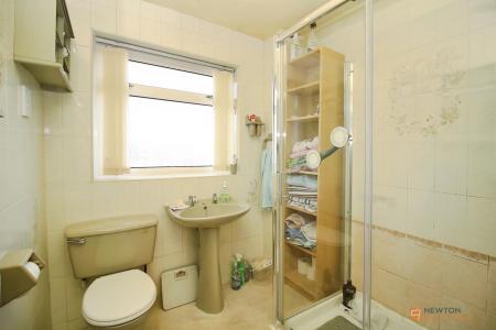 3 bedroom Detached house for sale in Priory Crescent, Leicester, LE3