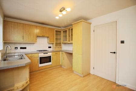 2 bedroom Semi-detached house for sale in Gavin Close, Braunstone, LE3