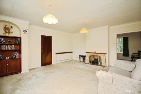 4 bedroom Detached house for sale in Arnolds Crescent, Newbold Verdon, LE9