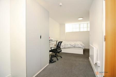 10 bedroom Flat for sale in Tudor Studios, Tudor Road, LE3