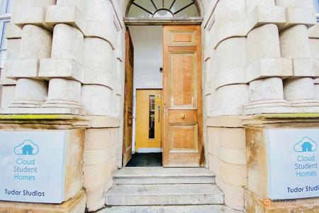 10 bedroom Flat for sale in Tudor Studios, Tudor Road, LE3