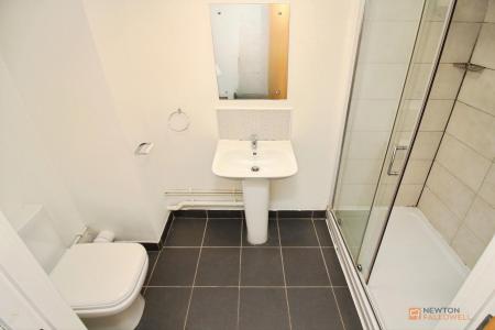 10 bedroom Flat for sale in Tudor Studios, Tudor Road, LE3
