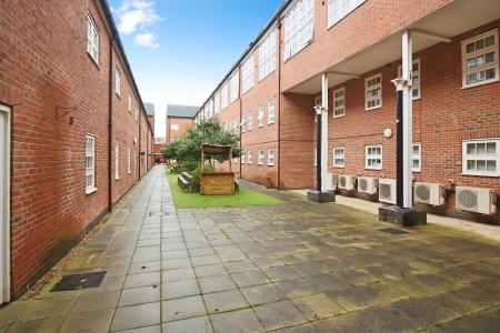 1 bedroom Flat for sale in Tudor Road, Tudor Studios, LE3