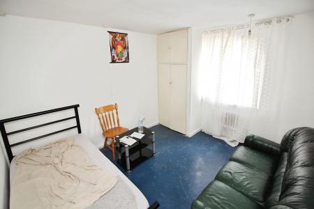 1 bedroom Flat for sale in Aikman Avenue, Gorseburn House Aikman Avenue, LE3