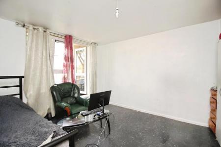 1 bedroom Flat for sale in Aikman Avenue, Gorseburn House Aikman Avenue, LE3