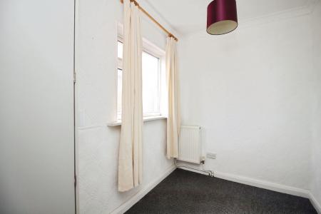 3 bedroom Semi-detached house for sale in Braunstone Lane, Leicester, LE3
