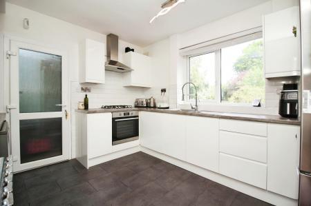 3 bedroom Semi-detached house for sale in Dunstall Avenue, Leicester, LE3