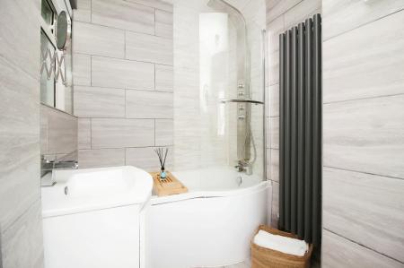 3 bedroom Semi-detached house for sale in Dunstall Avenue, Leicester, LE3
