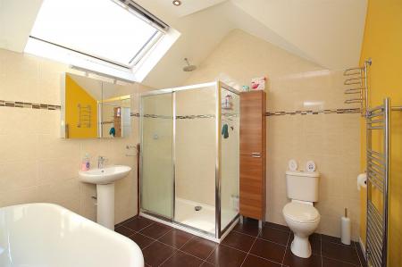 3 bedroom End of terrace house for sale in Liberty Road, Leicester, LE3