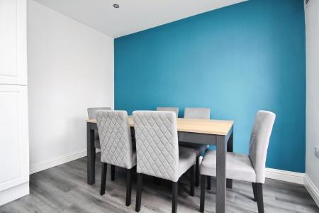 3 bedroom End of terrace house for sale in Liberty Road, Leicester, LE3