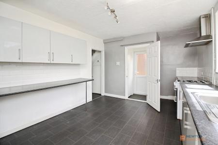 3 bedroom Semi-detached house for sale in Wardens Walk, Leicester Forest East, LE3