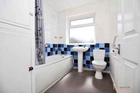 3 bedroom Semi-detached house for sale in Wardens Walk, Leicester Forest East, LE3