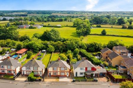 3 bedroom Semi-detached house for sale in Elwell Avenue, Barwell, LE9