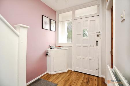 3 bedroom Semi-detached house for sale in Kingsway, Leicester, LE3