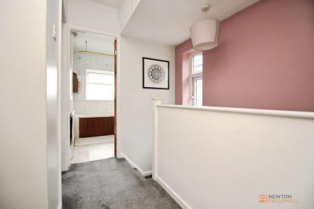 3 bedroom Semi-detached house for sale in Kingsway, Leicester, LE3