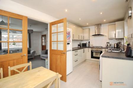 3 bedroom Semi-detached house for sale in Primrose Way, Kirby Muxloe, LE9