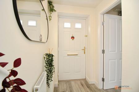 2 bedroom Terraced House for sale in North Esk Way, Lubbesthorpe, LE19