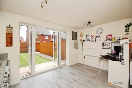 2 bedroom Terraced House for sale in North Esk Way, Lubbesthorpe, LE19