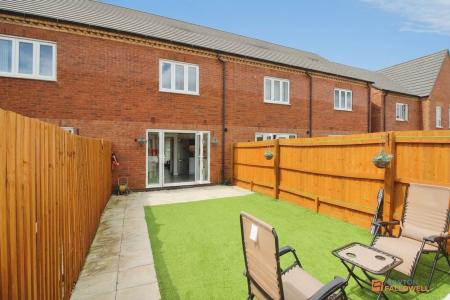 2 bedroom Terraced House for sale in North Esk Way, Lubbesthorpe, LE19