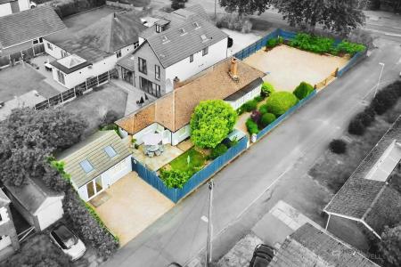 2 bedroom Detached bungalow for sale in Grange Avenue, Leicester Forest East, LE3