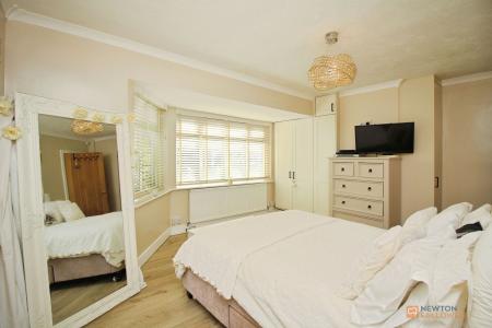 2 bedroom Detached bungalow for sale in Grange Avenue, Leicester Forest East, LE3