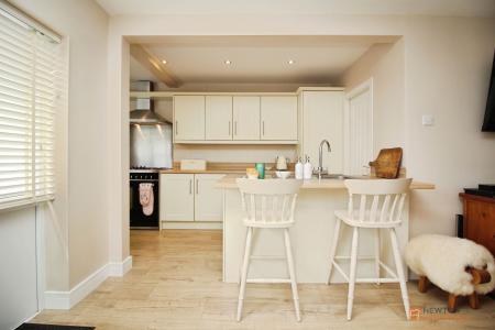 2 bedroom Detached bungalow for sale in Grange Avenue, Leicester Forest East, LE3