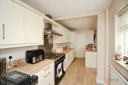 2 bedroom Detached bungalow for sale in Grange Avenue, Leicester Forest East, LE3