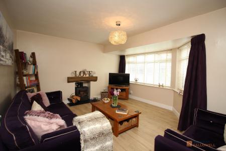 2 bedroom Detached bungalow for sale in Grange Avenue, Leicester Forest East, LE3