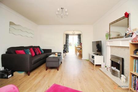 3 bedroom Detached house for sale in Murby Way, Thorpe Astley, LE3