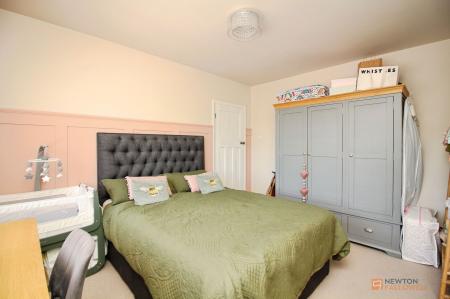 3 bedroom Semi-detached house for sale in Sketchley Road, Burbage, LE10