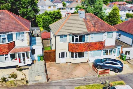 3 bedroom Semi-detached house for sale in Cleveleys Avenue, Braunstone Town, Leicester, LE3