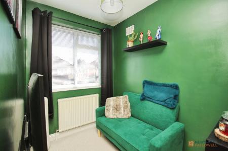 3 bedroom Semi-detached house for sale in Cleveleys Avenue, Braunstone Town, Leicester, LE3