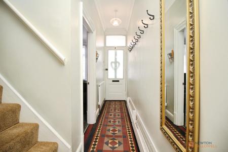 3 bedroom End of terrace house for sale in St. Pauls Road, Leicester, LE3