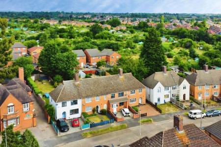 3 bedroom Terraced House for sale in Valence Road, Leicester, LE3