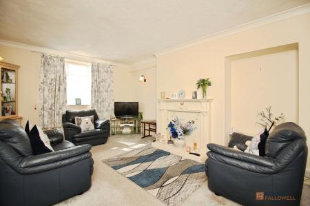 3 bedroom Terraced House for sale in Valence Road, Leicester, LE3