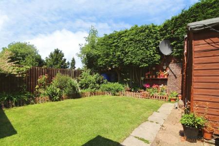 3 bedroom Semi-detached house for sale in Lamen Road, Leicester, LE3