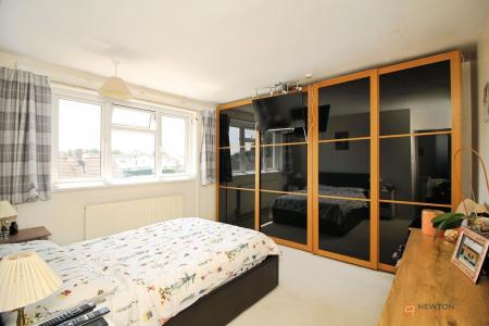 3 bedroom Semi-detached house for sale in Lamen Road, Leicester, LE3