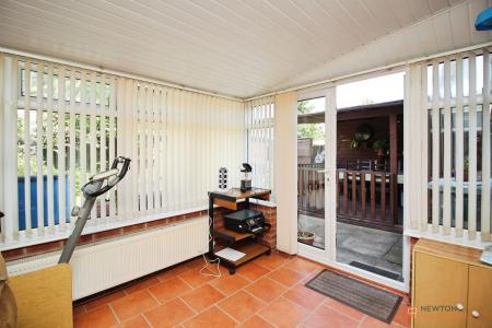 3 bedroom Semi-detached house for sale in Lamen Road, Leicester, LE3