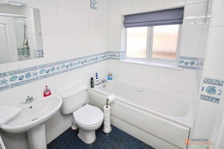 4 bedroom Detached house for sale in Foxglove Drive, Groby, LE6