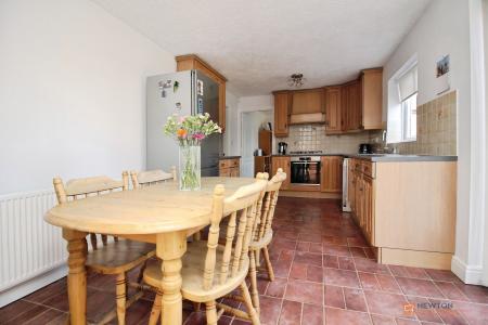 4 bedroom Detached house for sale in Foxglove Drive, Groby, LE6