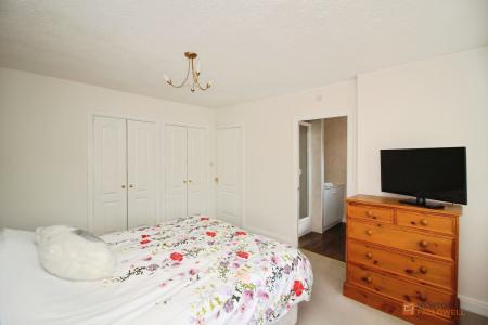 4 bedroom Detached house for sale in Foxglove Drive, Groby, LE6